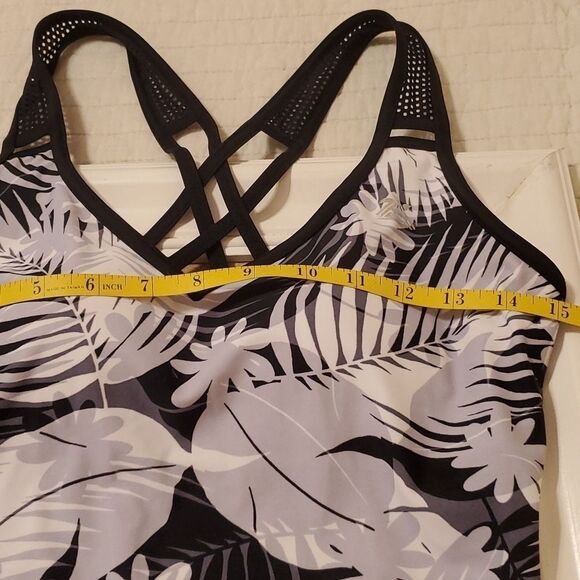 Zero Xposure black, gray & white tankini top size Small - Picture 7 of 11